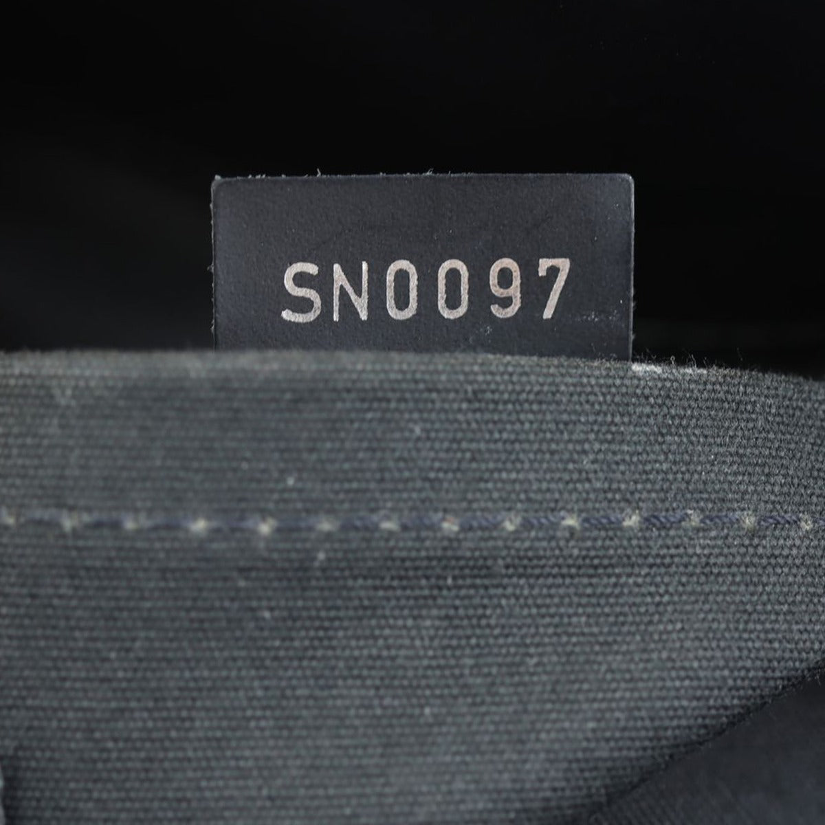 Louis Vuitton Passy Epi Date code
