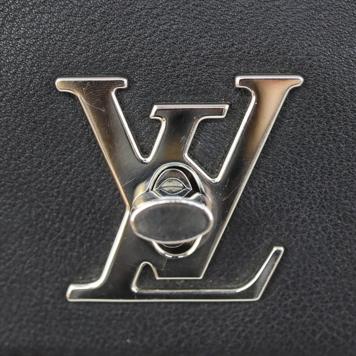 Louis Vuitton Lockme II BB Hardware
