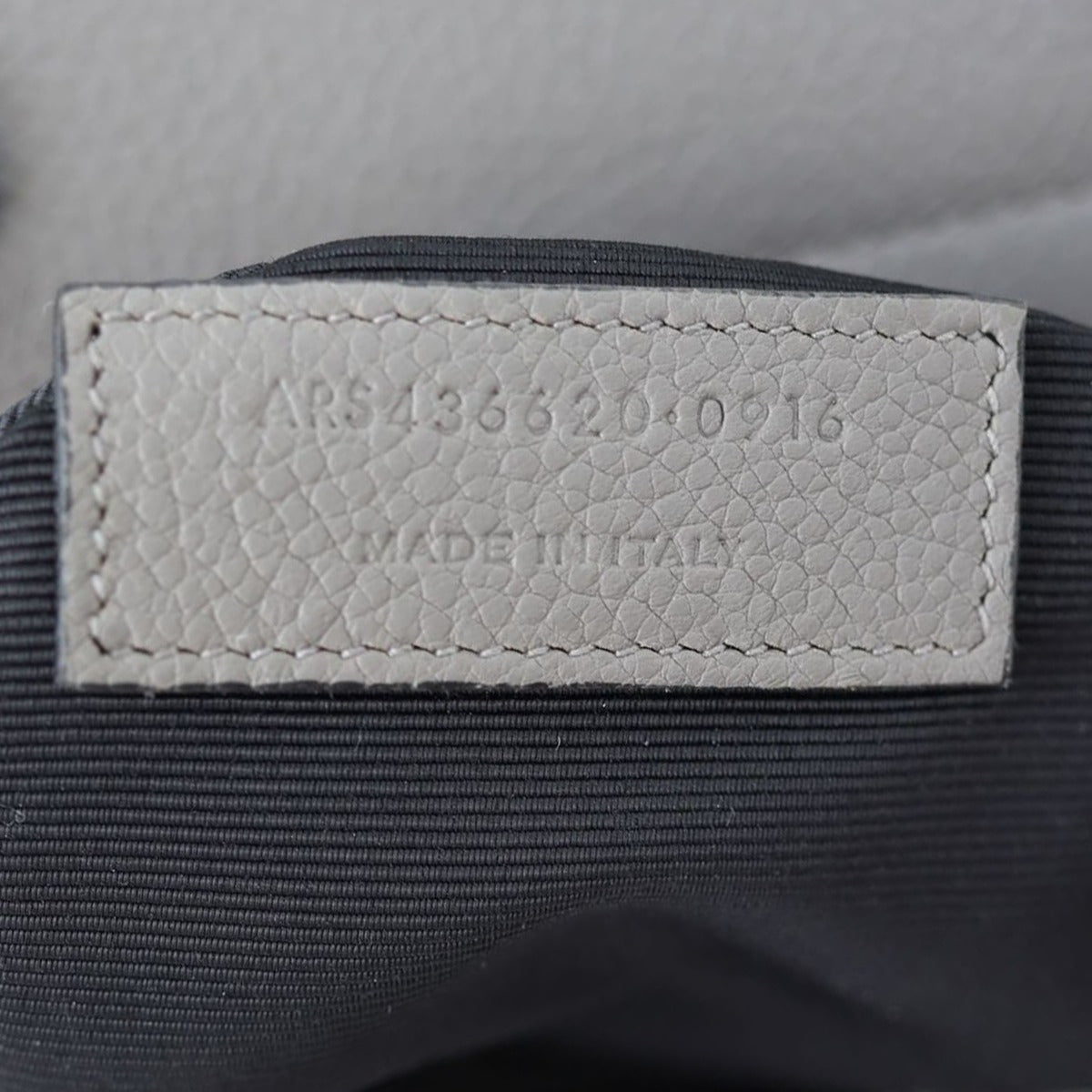 Saint Laurent Rive Gauche Cabas Small Date code