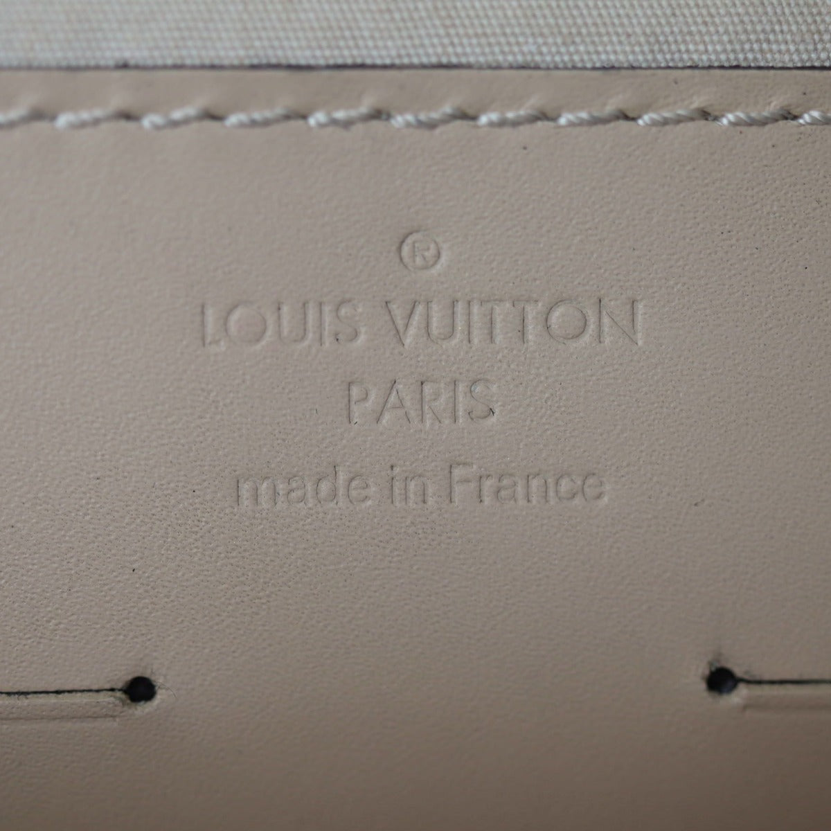 Louis Vuitton Ana Chain Clutch Monogram Vernis Stamp
