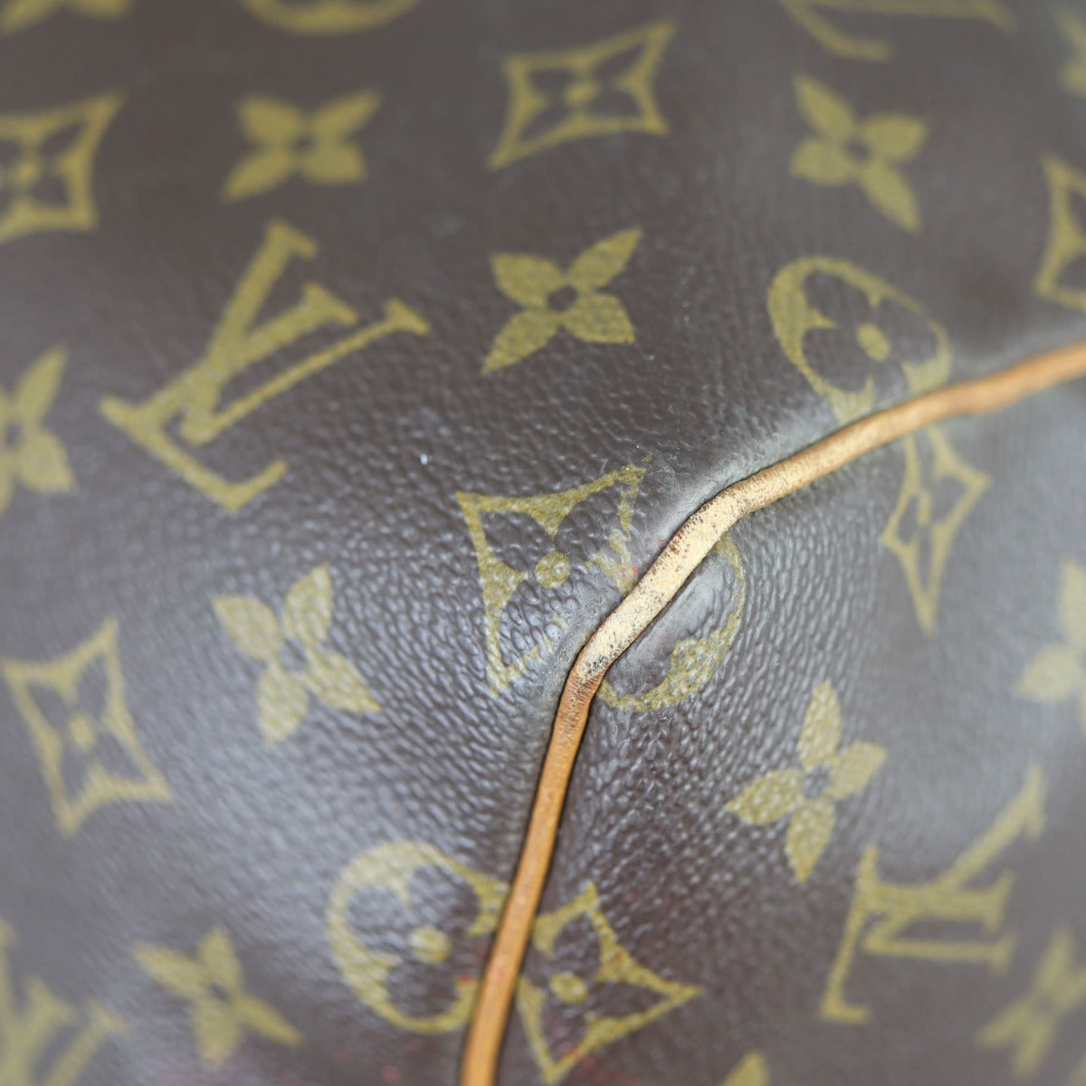 Louis Vuitton Keepall 55 Bandouliere Monogram Corner
