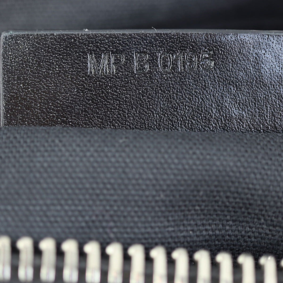 Givenchy Antigona Medium Date code
