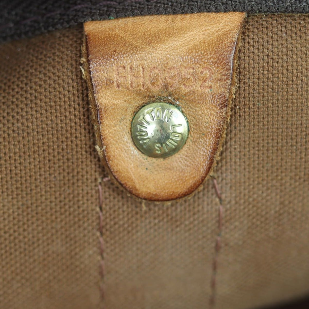 Louis Vuitton Keepall 55 Bandouliere Monogram Date code
