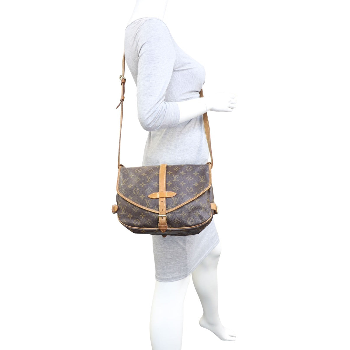 Louis Vuitton Saumur 30 Monogram Mannequin
