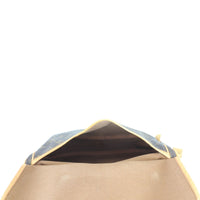 Louis Vuitton Saumur 30 Monogram Whole interior
