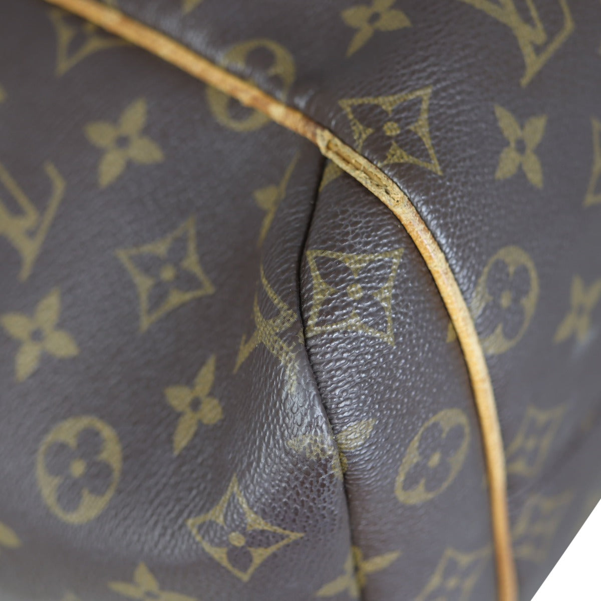 Louis Vuitton Totally MM Monogram Corner
