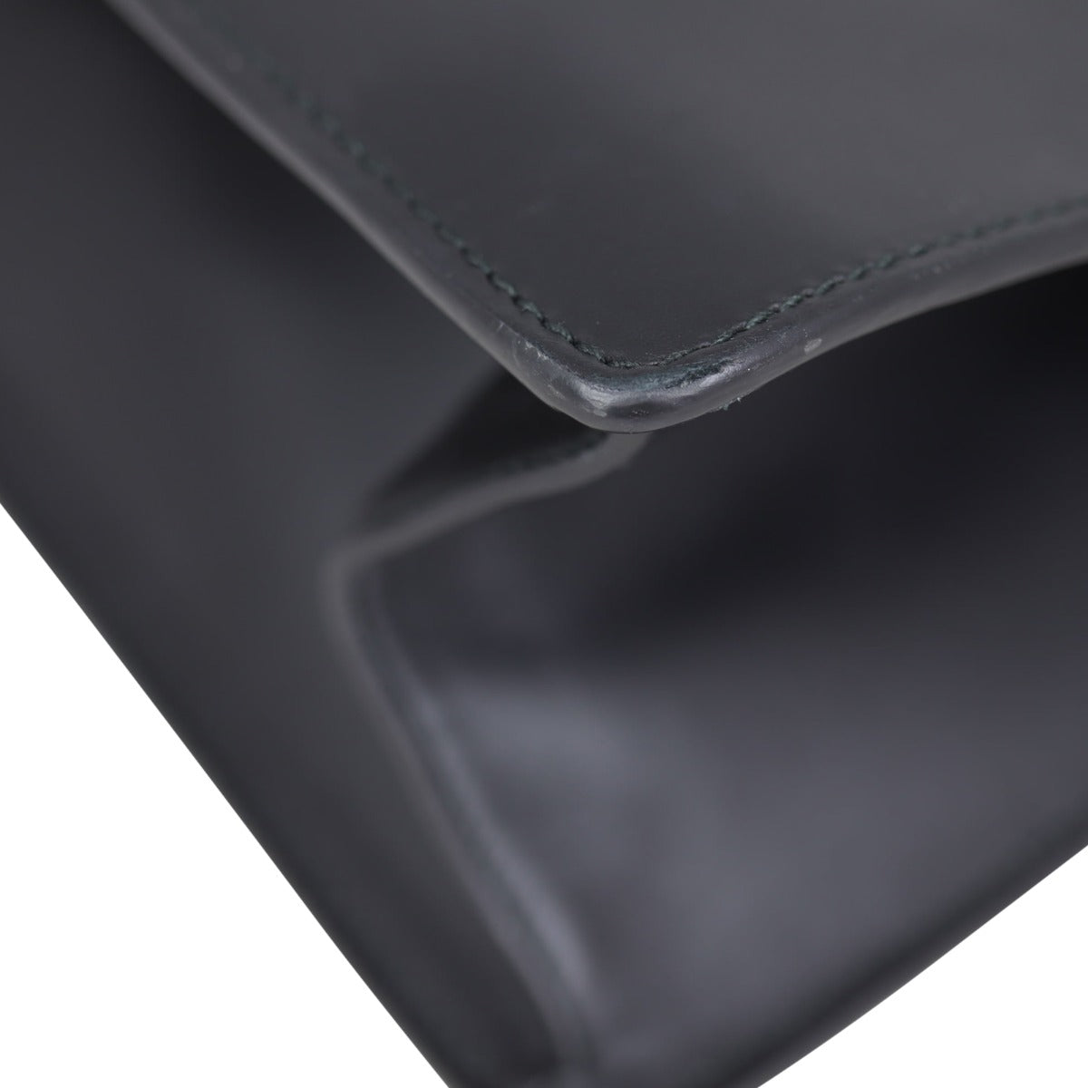 Gucci Sylvie Top Handle Medium Bag Corner
