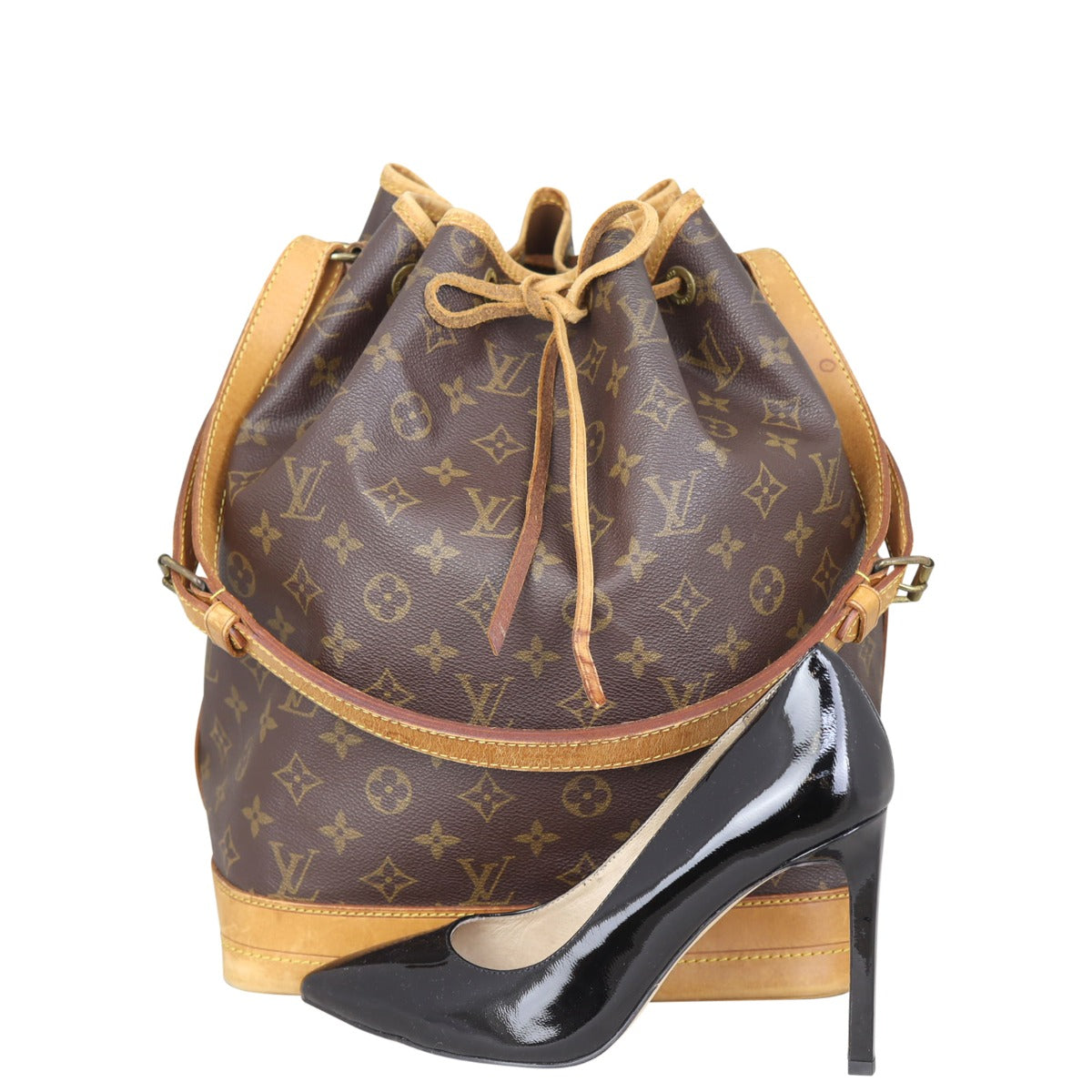 Louis Vuitton Noe Monogram Shoe
