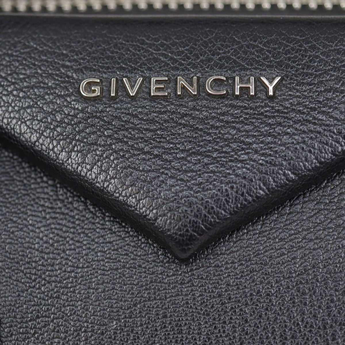 Givenchy Antigona Small Hardware
