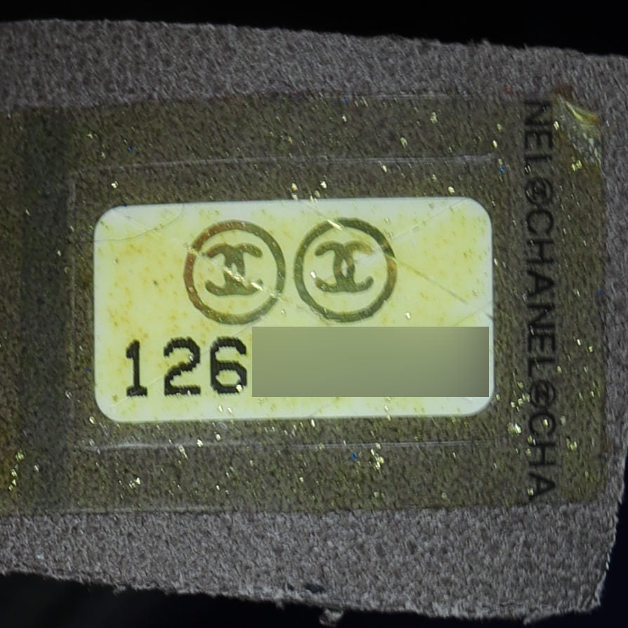 Chanel Mademoiselle Lock Patent Leather Clutch bag Date Code