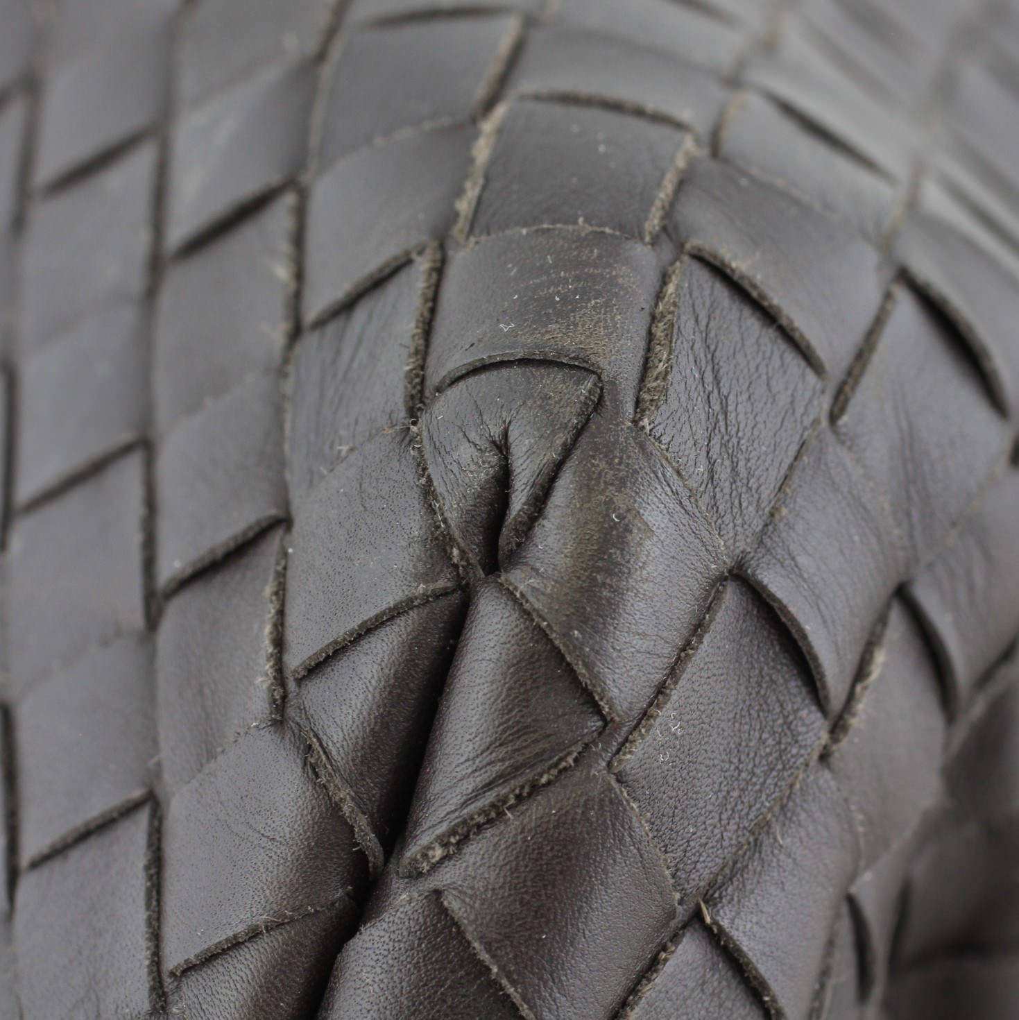 Bottega Veneta Intrecciato Roma Medium Edge