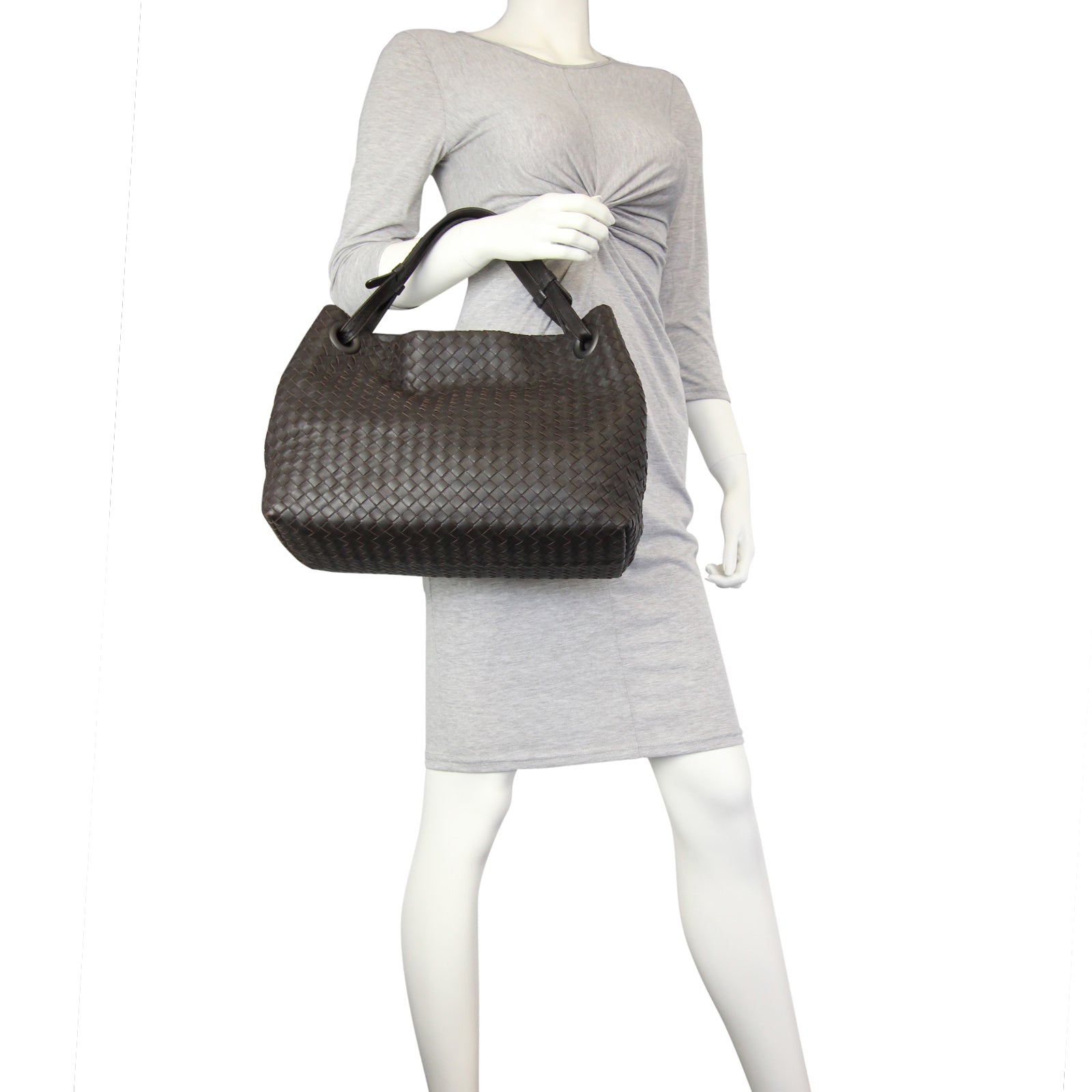 Bottega Veneta Intrecciato Nappa Garda Medium Mannequin