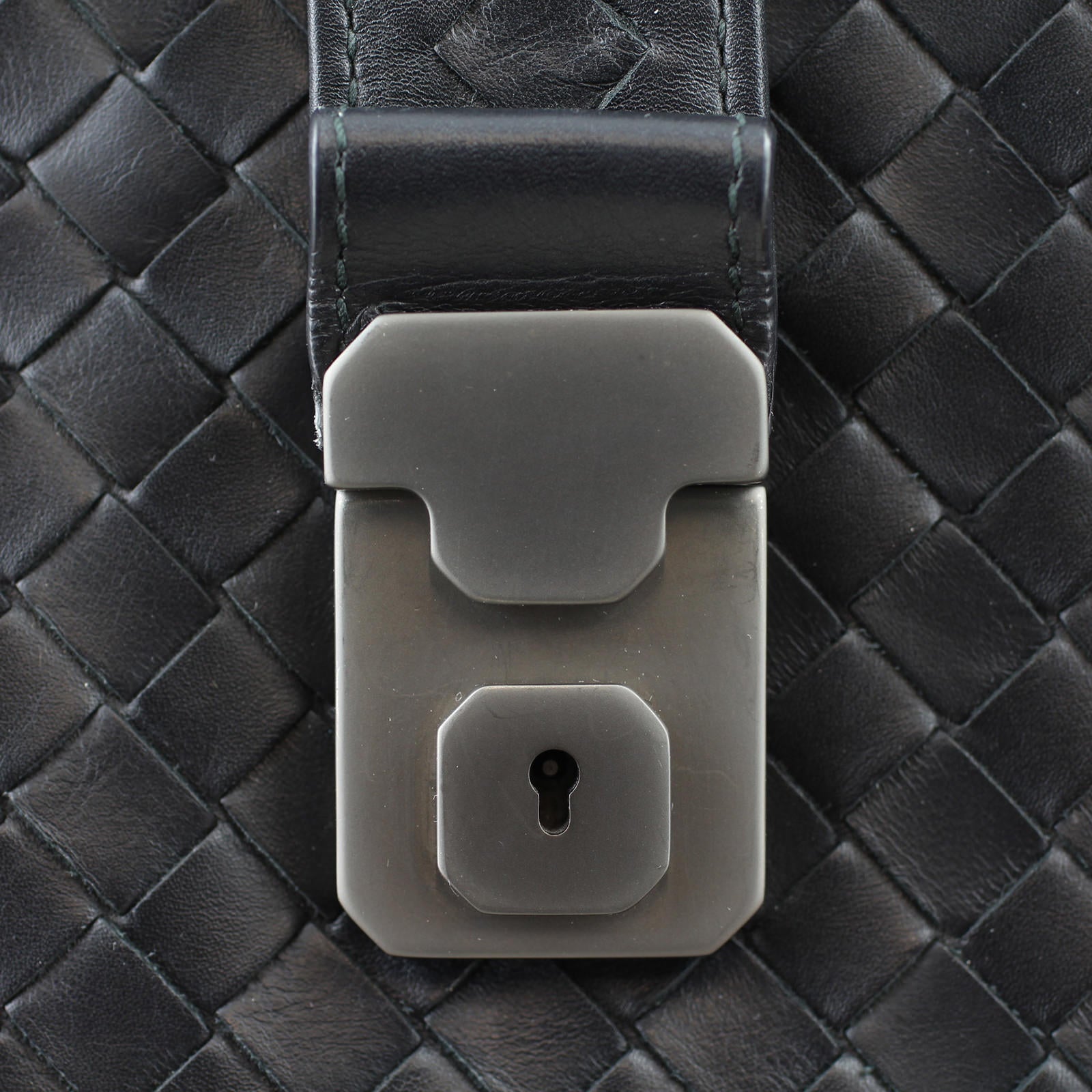 Bottega Veneta Intrecciato Roma Bag Large hardware