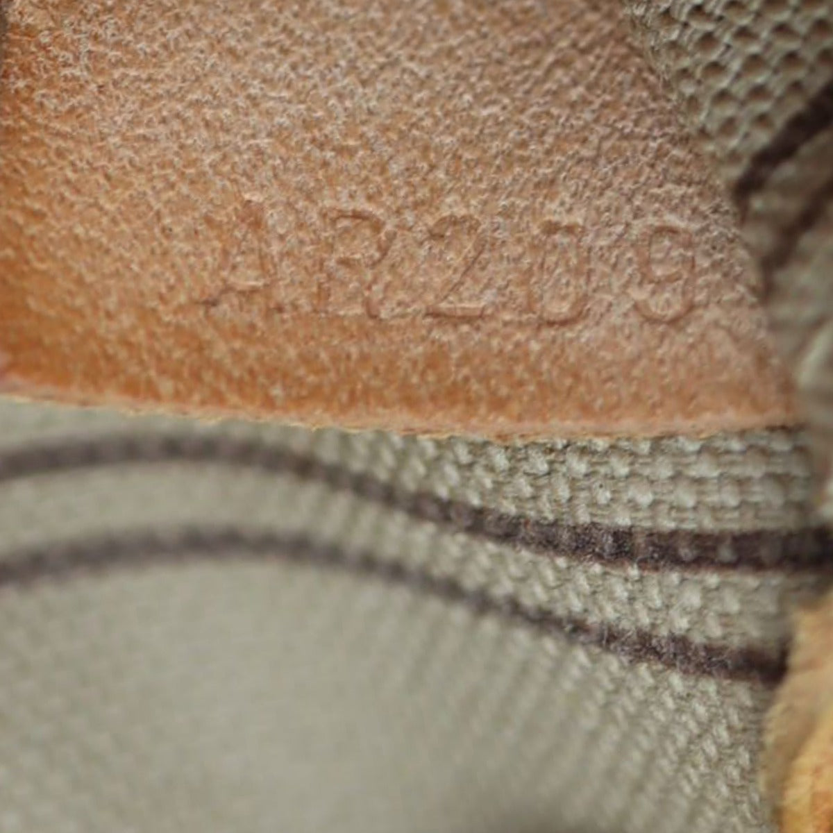 Louis Vuitton Neverfull MM Monogram Date code

