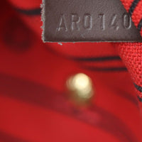 Louis Vuitton Neverfull MM Damier Ebene Date code
