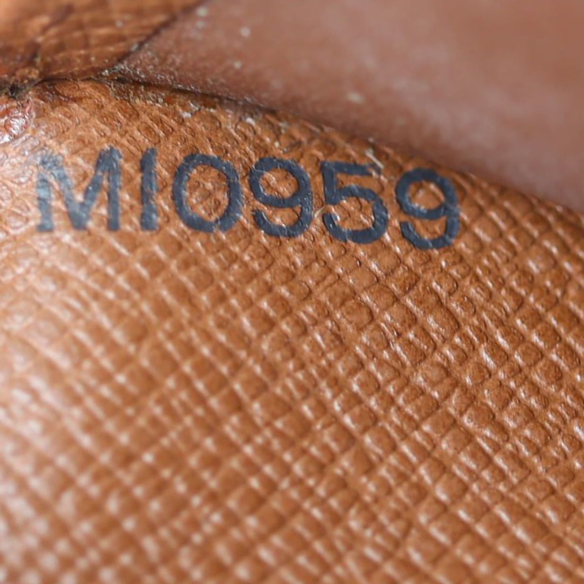 Louis Vuitton French Compact Wallet Monogram Date code
