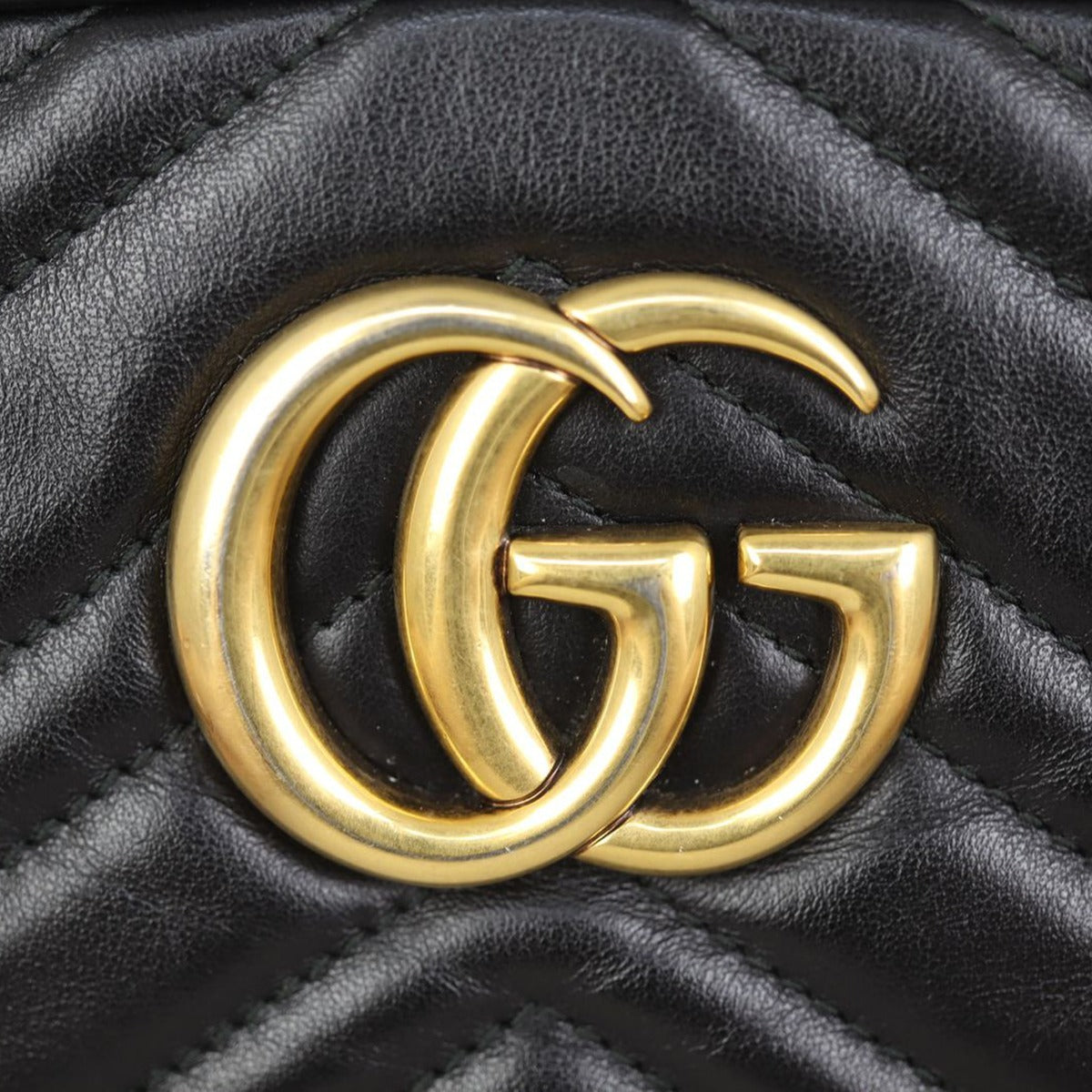 Gucci GG Marmont Small Camera Bag Hardware
