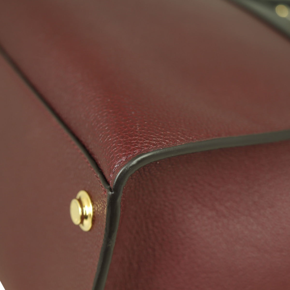 Louis Vuitton City Steamer MM Corner
