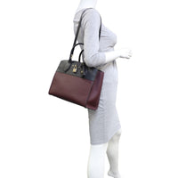 Louis Vuitton City Steamer MM Mannequin
