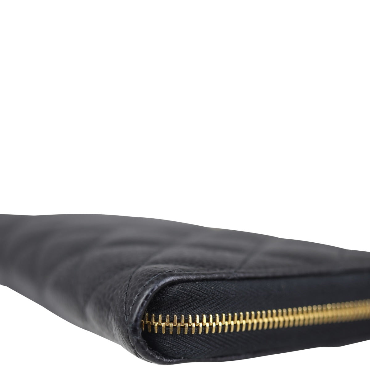 Chanel Classic Long Zipped Wallet Corner
