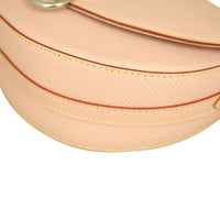 Louis Vuitton Saint Cloud NM Epi Corner close up