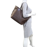 Louis Vuitton Neverfull MM Damier Ebene Mannequin