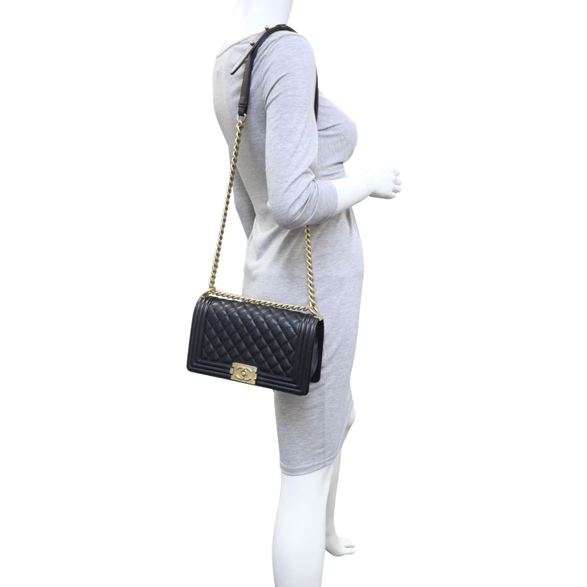 Chanel Boy Old Medium Mannequin