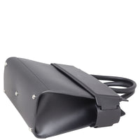 Givenchy Horizon Small Corner Distance