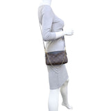 Louis Vuitton Pallas Clutch with Chain Mannequin