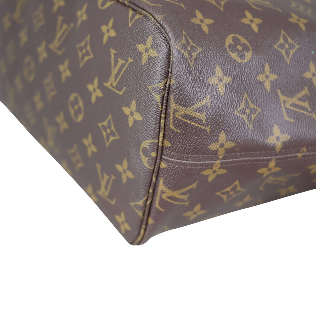 Louis Vuitton Neverfull MM Monogram Corner Closeup