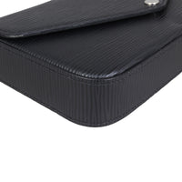 Louis Vuitton Pochette Felicie Epi Distance Closeup