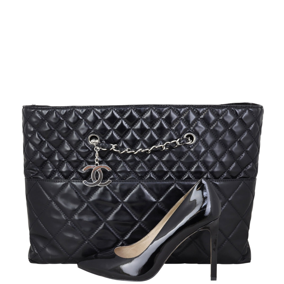 Chanel In The Business Tote Shoe