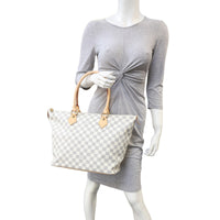 Louis Vuitton Saleya MM Damier Azur Mannequin