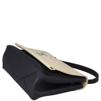 Louis Vuitton Lockme II Corner Distance