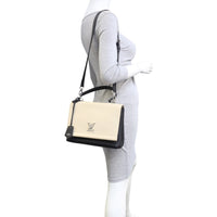 Louis Vuitton Lockme II Mannequin