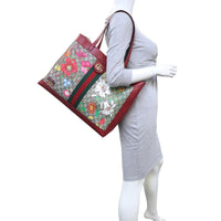 Gucci Flora GG Supreme Ophidia Tote Mannequin