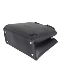 Louis Vuitton Kleber MM Epi Corner Closeup