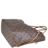 Louis Vuitton Neverfull MM Monogram Corner Distance