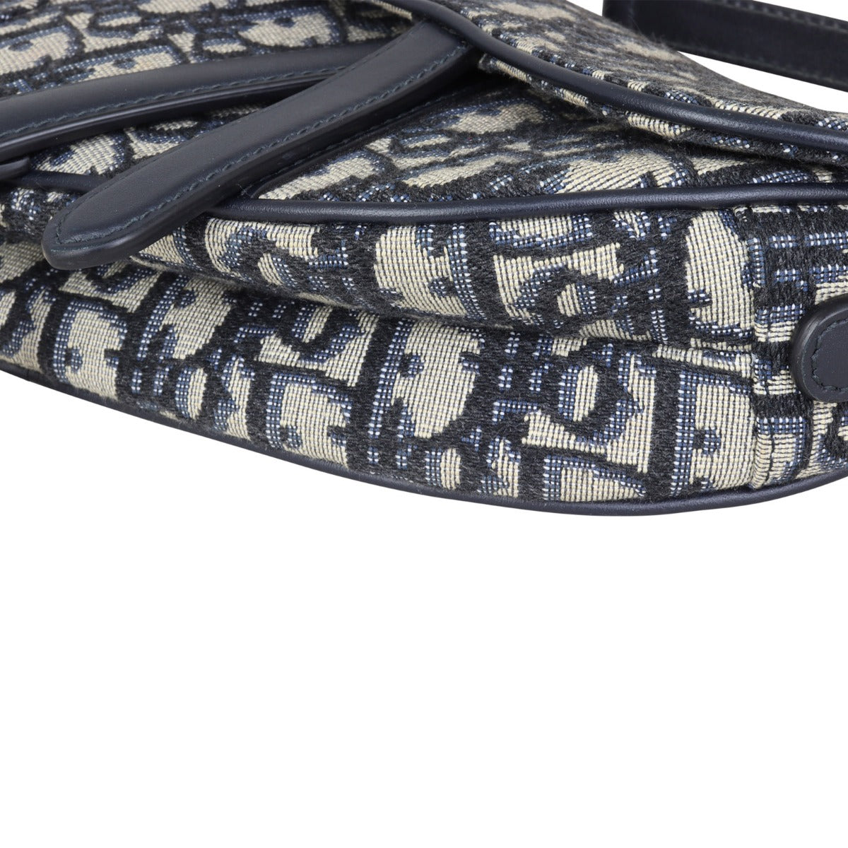 Dior Saddle Bag Mini Oblique Corner Closeup