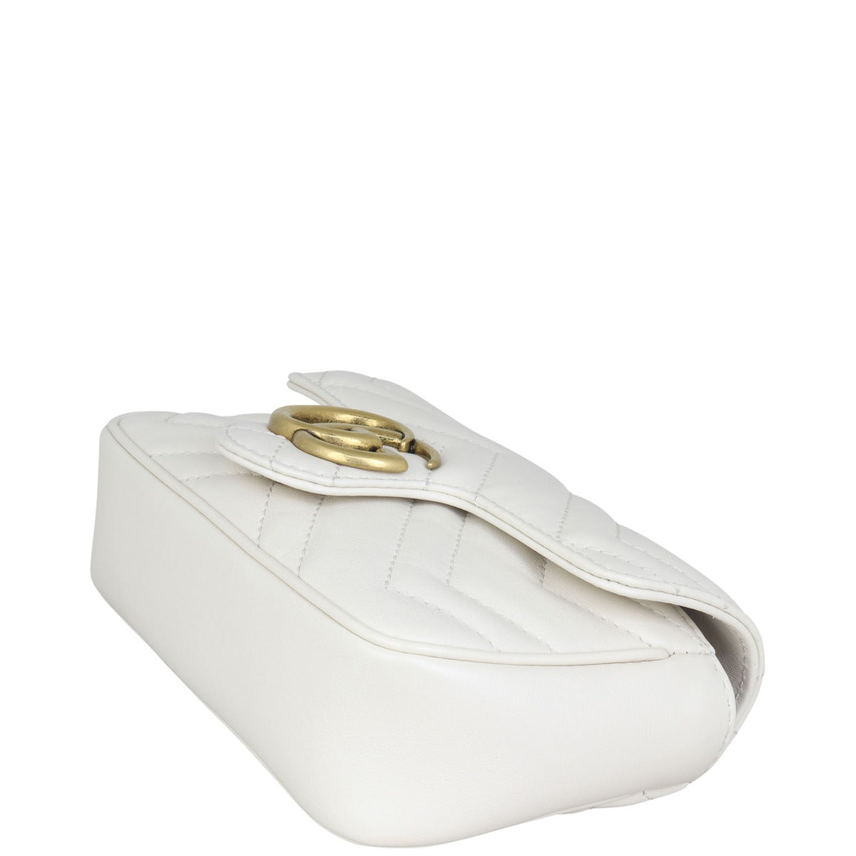 Gucci GG Marmont Super Mini Shoulder Bag Corner Distance