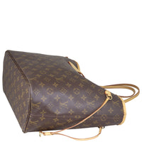 Louis Vuitton Neverfull MM Monogram Corner Distance