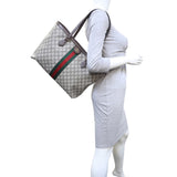 Gucci Ophidia GG Medium Tote Mannequin