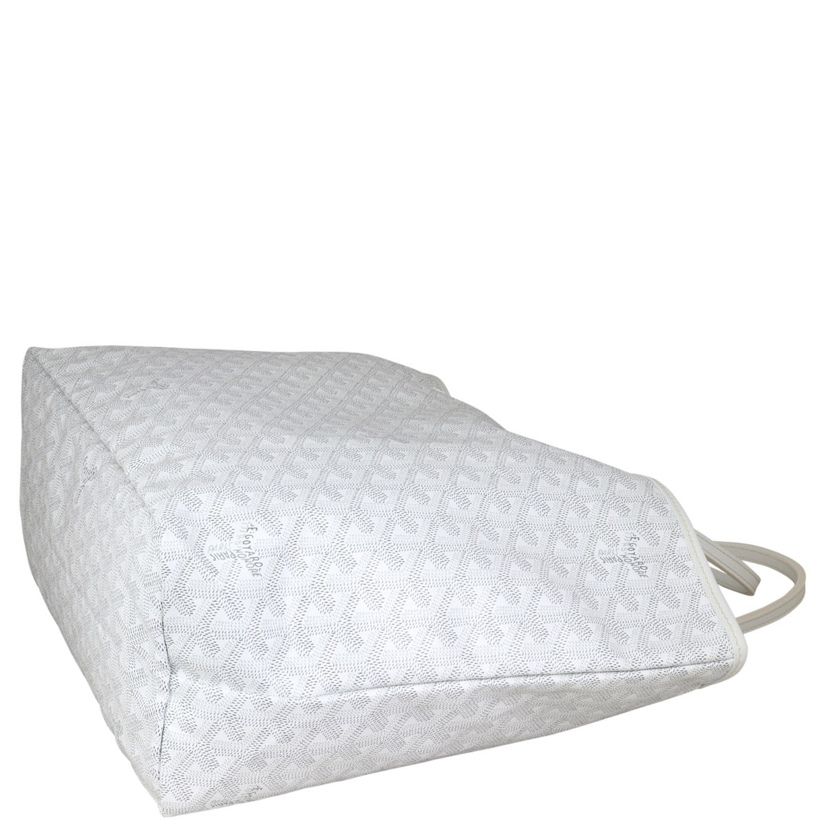 Goyard St Louis PM Goyardine (white) Corner Distance