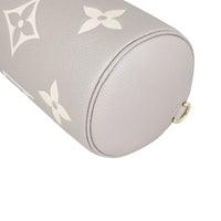 Louis Vuitton Papillon BB Monogram Empreinte Bicolour Corner Closeup