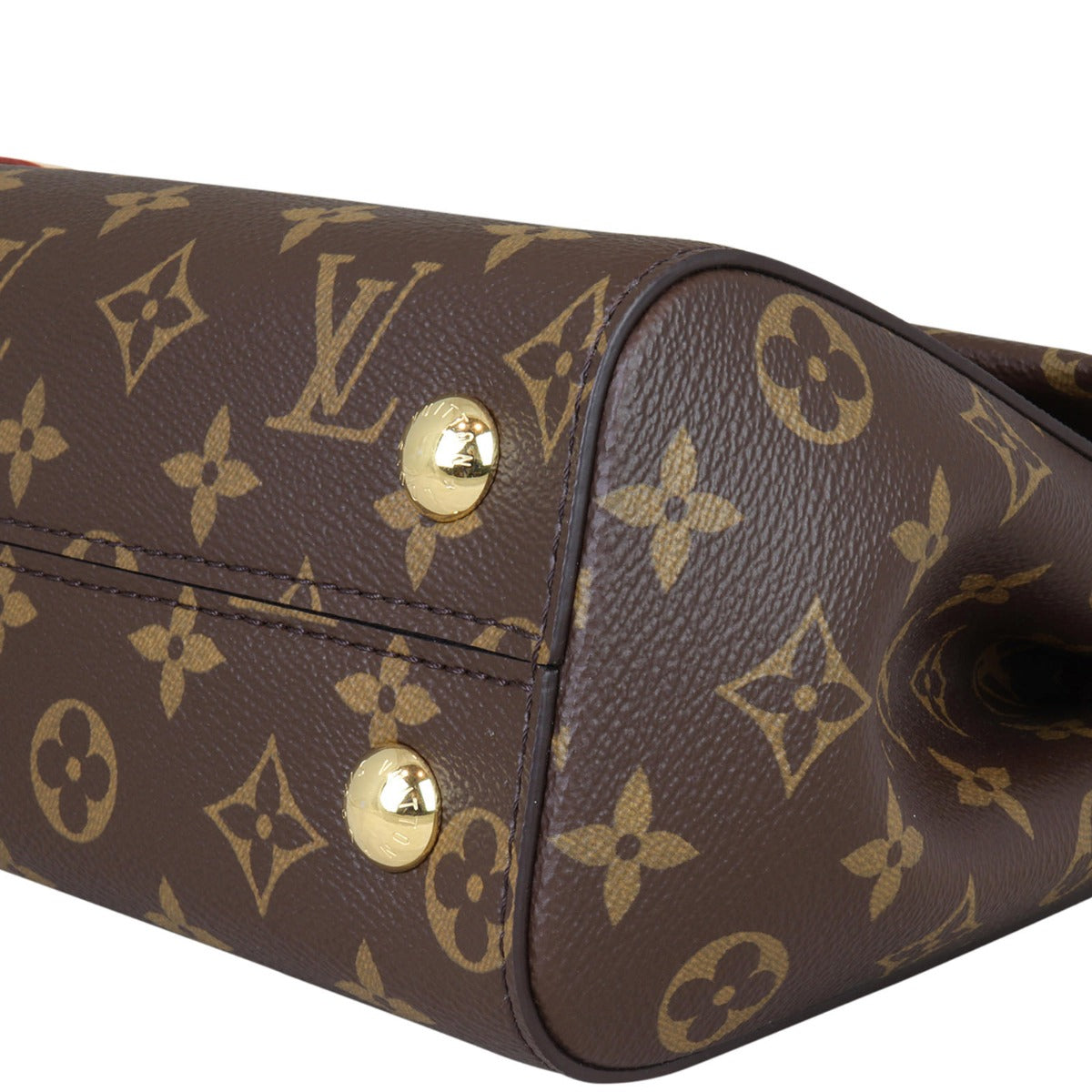 Louis Vuitton Cluny BB Monogram Corner Closeup