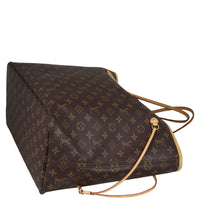 Louis Vuitton Neverfull GM Monogram Corner Distance