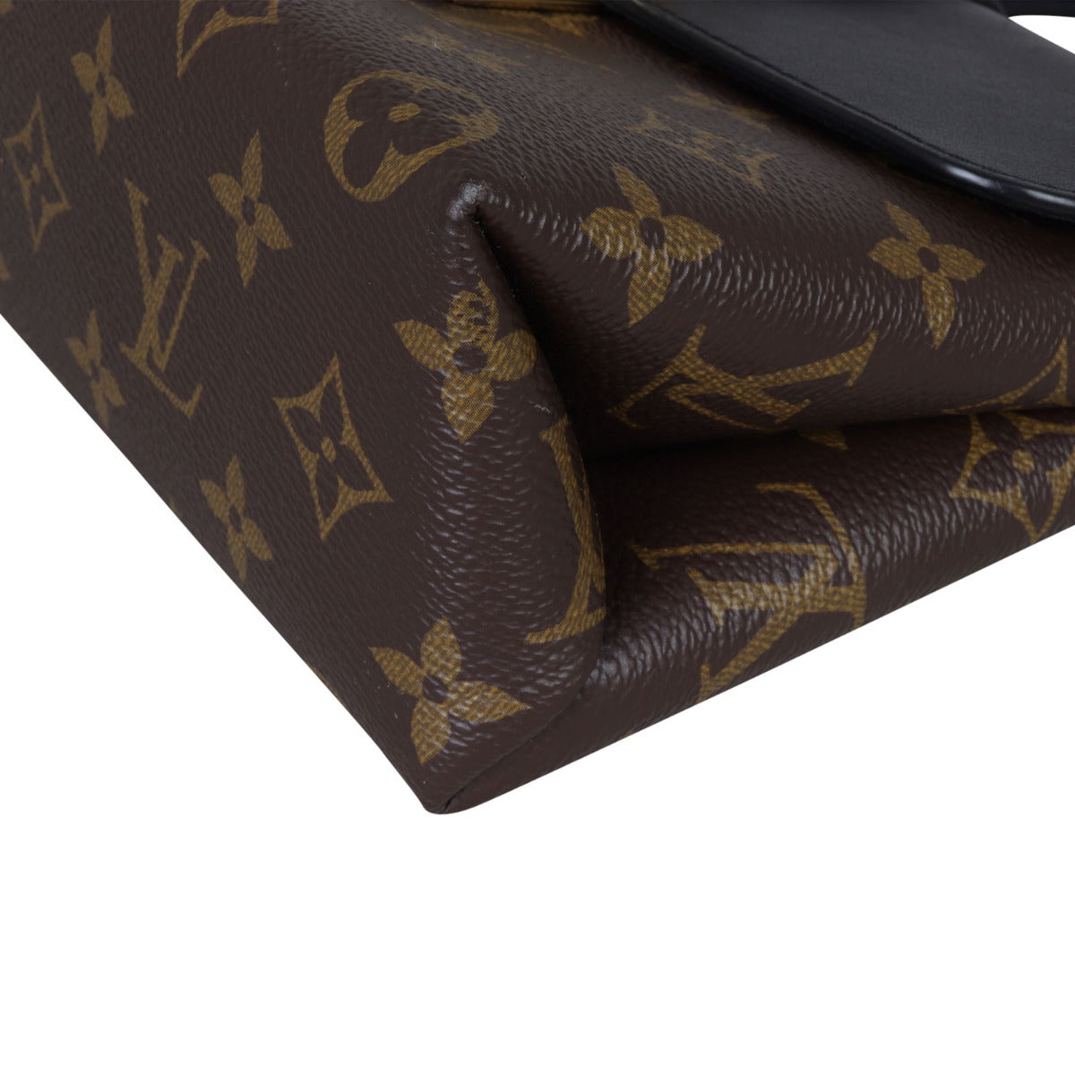 Louis Vuitton Locky BB Monogram Corner Closeup