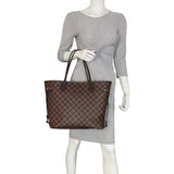 Louis Vuitton Neverfull MM Damier Ebene (no pouch) Mannequin
