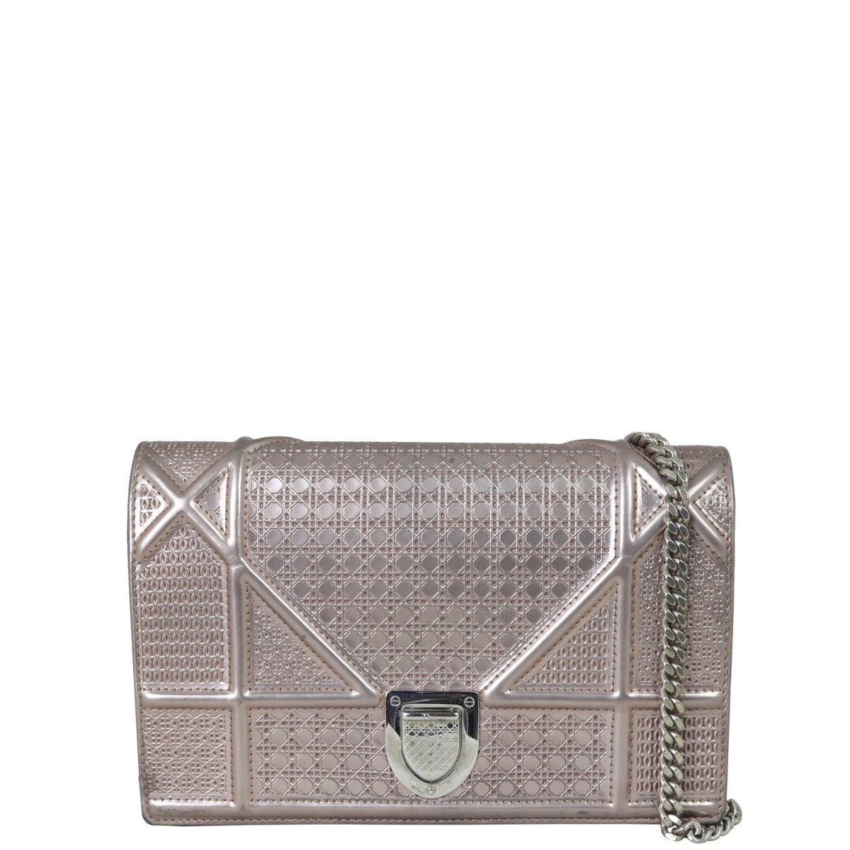 Dior Diorama Wallet on Chain Micro-cannage Front 