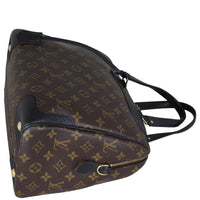 Louis Vuitton Retiro NM Monogram Noir  Corner Distance